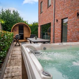 NEW - De sheeper - 10Personen - 5slaapkamers - Sauna - Jacuzzi，位于里姆斯特的酒店
