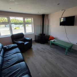 Anna's Appartment Quilty East，位于奎尔蒂的酒店