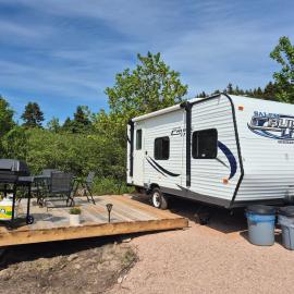 Moceanset Getaways-Beautiful Ocean, Mountain & Sunset Views, "Camping Experience"，位于Dingwall的酒店