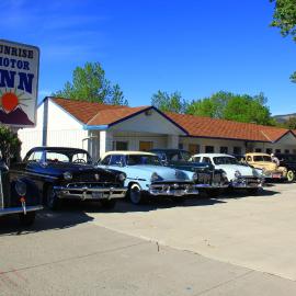 Sunrise Motor Inn，位于科迪的酒店