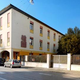 B&B Centro della Famiglia，位于特雷维索的酒店