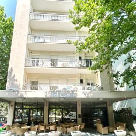 Hotel Caracas，位于卡托利卡的酒店