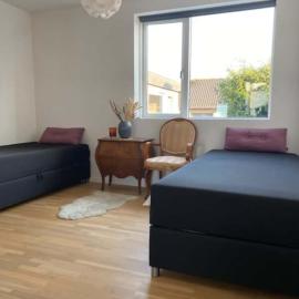 Cozy villa apartment close to everything