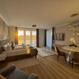 Salt Hill Premium Apartments，位于艾格扎洛克的酒店