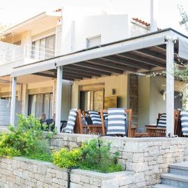 Spathies Serenity Villa by Halkidiki Villas，位于卡洛吉亚的酒店