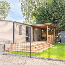 Family chalet Kinrooi - Papillon Kinrooi，位于金洛伊的酒店