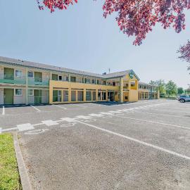 B&B HOTEL Tours Nord 1 Val de Loire，位于图尔的酒店