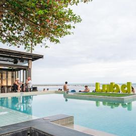 Lub d Koh Samui Chaweng Beach - Beachfront & Vibrant Social Vibe，位于查汶的酒店