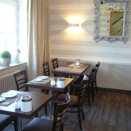 Hotel Theile garni,位于古梅尔斯巴赫的酒店