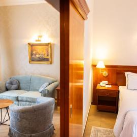 Hotel Waldinger，位于奥西耶克的酒店