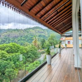Royal Lion Hotel - Kandy Road, Galagadara，位于Galagedara的酒店