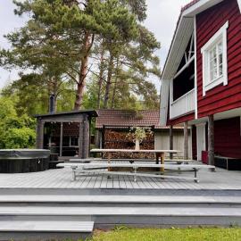 Forest Escape 35min from Tallinn - HotTub & Sauna，位于Sõitme的酒店