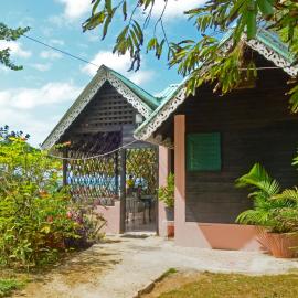 Firefly Beach Cottages，位于尼格瑞尔的酒店