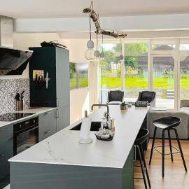 Family Cottage At Udsholt With Unique Style，位于Græsted的酒店