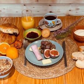 Hôtel L'Horizon - Restaurant La Fougassette，位于Saint-Symphorien-sur-Coise的酒店
