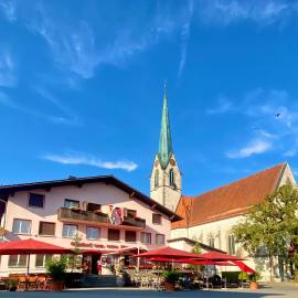 Gasthof zum Roten Löwen，位于Hildisrieden的酒店