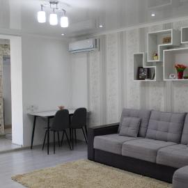 KMOD Studio，位于Comrat的酒店