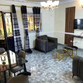Résidence REHA, appart 2CH，位于Bafoussam的酒店