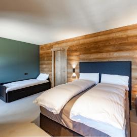 La Tana Lodge & SPA，位于La Colla的酒店