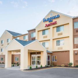 Fairfield Inn & Suites Kansas City Lee's Summit，位于利斯萨米特的酒店