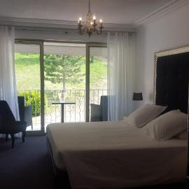 Hôtel Les Deux Lions，位于里耶的酒店