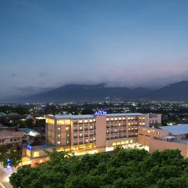 Aston Palu Hotel & Conference Center,位于帕卢的酒店