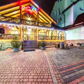 Laguna，位于斯拉夫西克的酒店