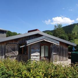 Les pagotins de Garance, Chalet Jura 39, avec sauna panoramique, Meublé classé 4 étoiles，位于梅塔比耶的酒店