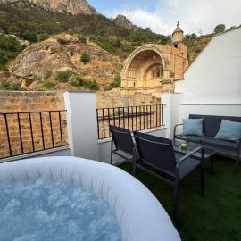 Alojamiento Jacuzzi Las Ruinas，位于卡索拉的酒店