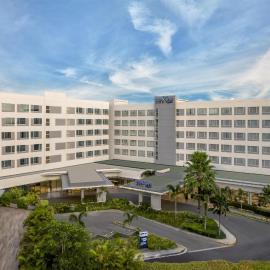 Park Inn By Radisson Clark，位于安吉利斯的酒店