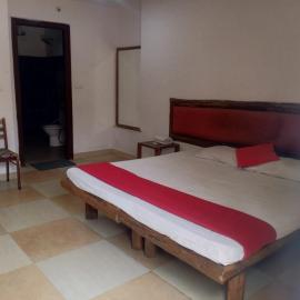 Damus rainbow resort，位于海得拉巴的酒店