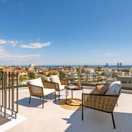 Sanders Eduardovich Limassol，位于利马索尔的酒店