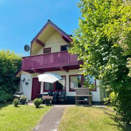Ferienhaus "Schmetterling" am See im Bergland