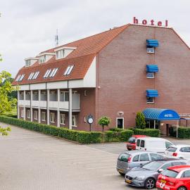 Hotel Frans op den Bult,位于德尔宁恩的酒店