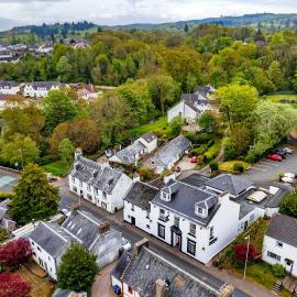 The Inverkip Restaurant, Bar & Hotel，位于Inverkip的酒店