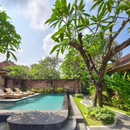 Mahe Garden Kuta Villas