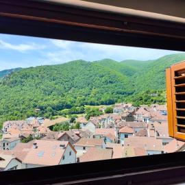Apartamento ático Belabarce，位于伊萨瓦的酒店