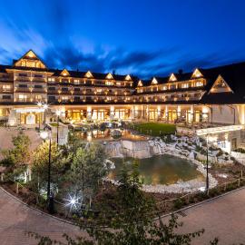 Hotel Bania Thermal & Ski，位于Białka Tatrzanska的酒店