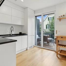 BASELiving Apartment 5 - 2 grosse Balkone - Bahnhof SBB