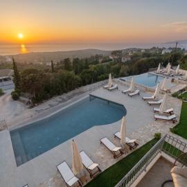 THISEFS luxury apartments Kefalonia，位于Antipata的酒店