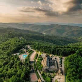 Kocierz Resort，位于塔干尼采的酒店