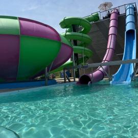 Condos Vacances MSA -Avec parc aquatique gratuit，位于博普雷的酒店