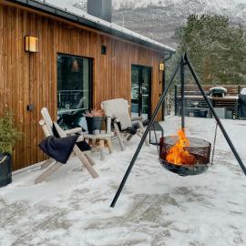Modern Cabin With Midnight Sun In Skjomen，位于纳尔维克的酒店