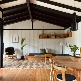 Peace At Lammefjorden In Bright 70S Cottage，位于Grevinge的酒店