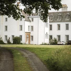 Islay House,位于Bridgend的酒店