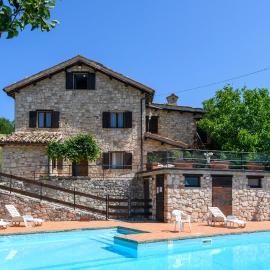 Stunning Apartment In Montemonaco，位于蒙泰蒙阿科的酒店