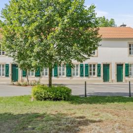 Gîte Lasauvage 83，位于迪弗当日的酒店