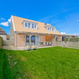 Hoeve Noord & Zuid - Familie Arrangement，位于卡兰茨奥赫的酒店