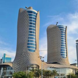 Century Marina Hotel - Lusail，位于Lusail的酒店