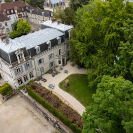 Logis Hôtel Les Maréchaux，位于欧塞尔的酒店